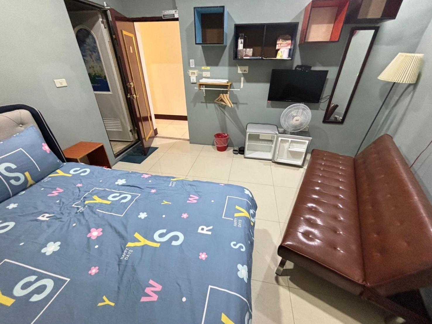 Luyu Homestay Луган Экстерьер фото